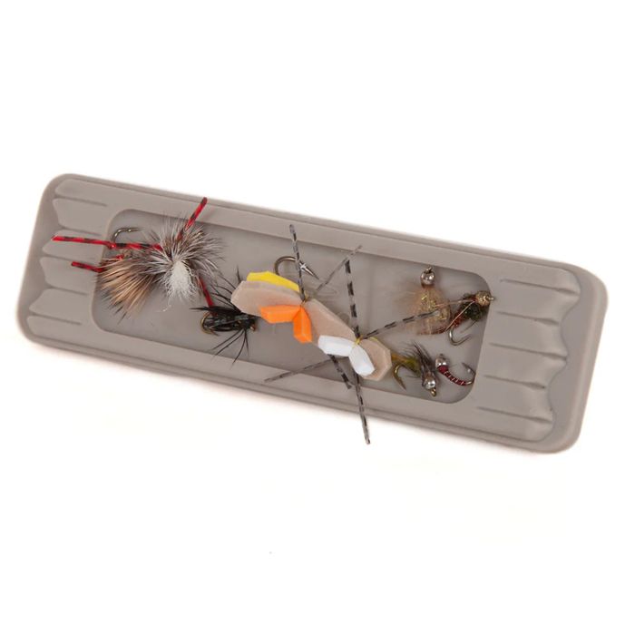 Мушки Fishpond Tacky Fly Dock-MagPad