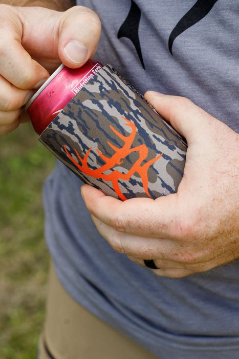 Охотничий камуфляж Buck Commander Magnetic Mossy Oak Can Cooler