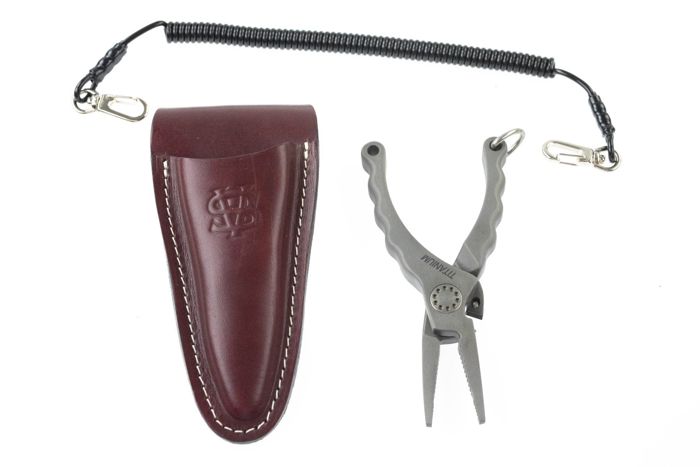 Плоскогубцы рыболова Van Staal Titanium Pliers With Lanyard & Sheath