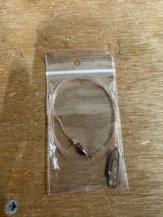 Поводковый материал The Saltwater Edge Surf Fishing Leader w/ TA clip